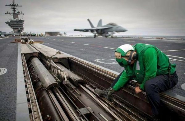 趣策略 特朗普的一个决定，让美军十几年的心血，付诸东流